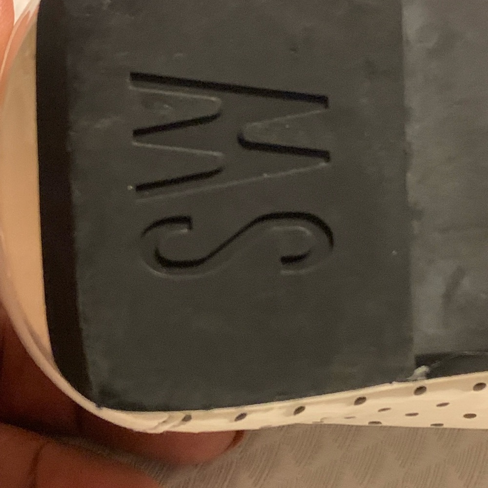 Stuart Weitzman Cream Color Patent Wedges - image 5